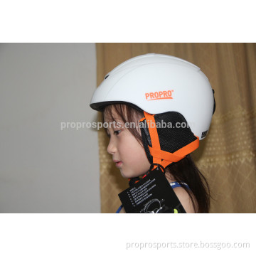 New Design Snowboard Helmet Stylish and Best Safety Protective keep Warmth